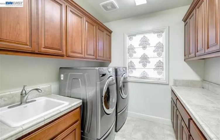 1111 Hawkshead Cir, San Ramon, California 94583