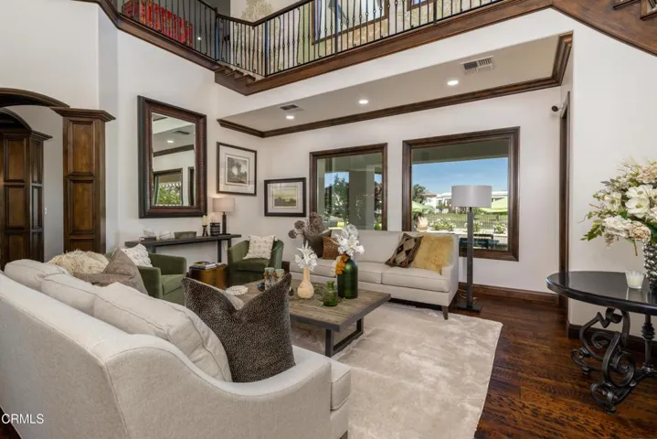 16_living_room_1