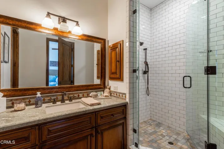 68_master_bathroom_6