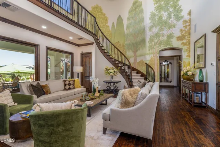 18_living_room_3