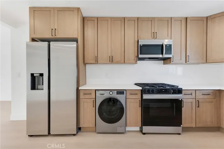 6300 Orange Street 11, Los Angeles, California 90048