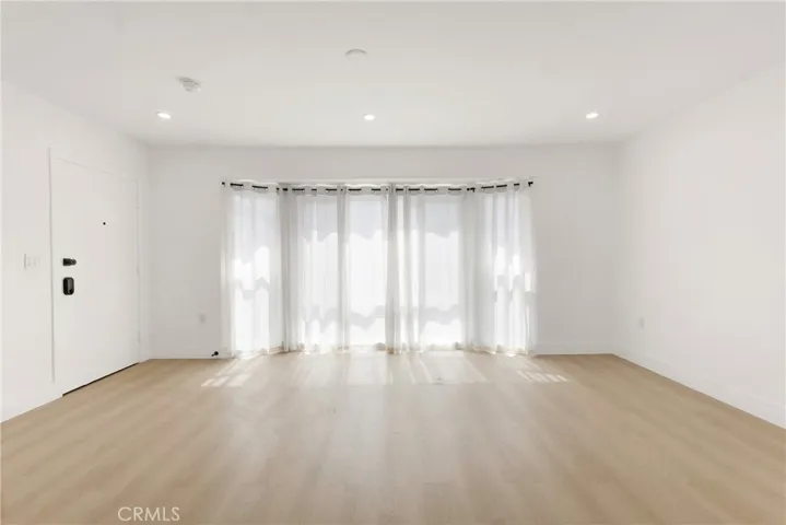 6300 Orange Street 11, Los Angeles, California 90048
