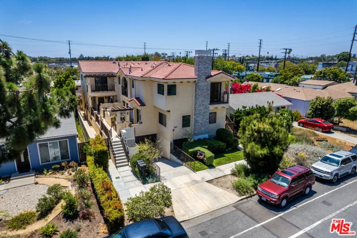 3837 Bentley Avenue, Culver City, California 90232