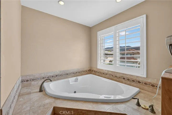 28811 Vista Aliso, Lake Forest, California 92679