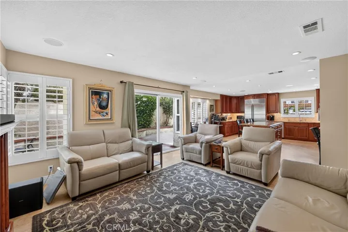 28811 Vista Aliso, Lake Forest, California 92679