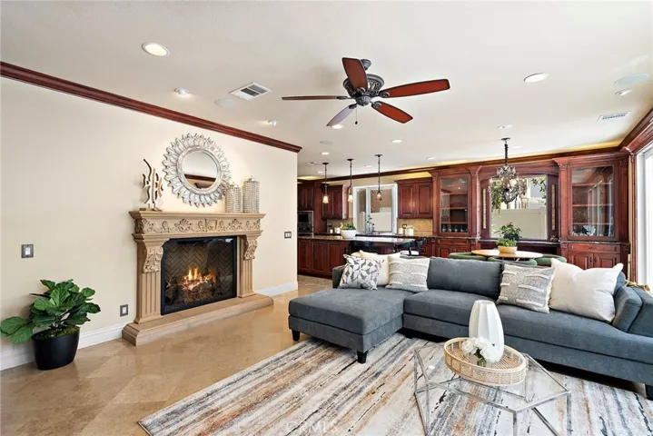 10 Japonica, Irvine, California 92618