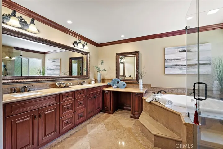 10 Japonica, Irvine, California 92618