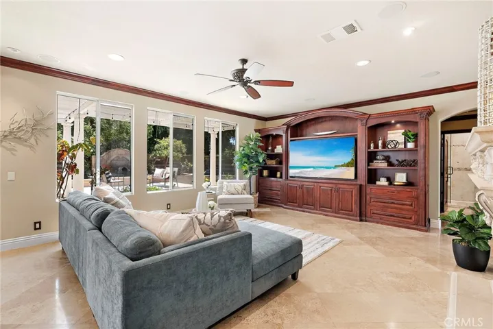 10 Japonica, Irvine, California 92618