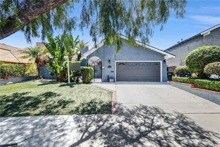 6598 Reefton, Cypress, California 90630