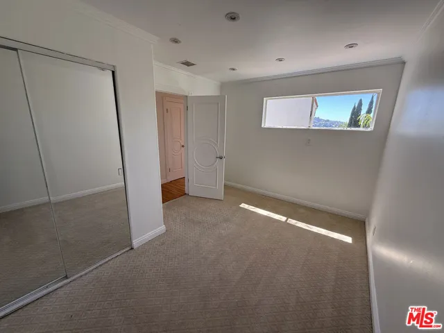 4613 Reforma Road, Woodland Hills, California 91364