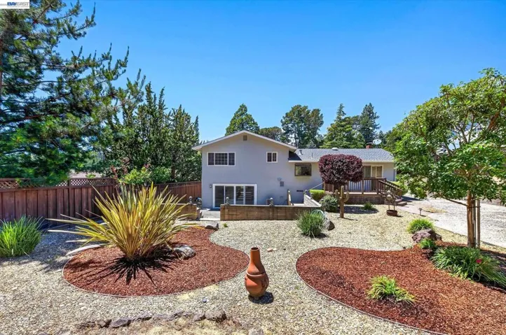 5775 Cold Water Dr, Castro Valley, California 94552