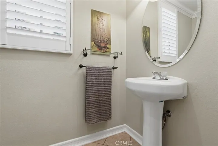 1/2 Bath