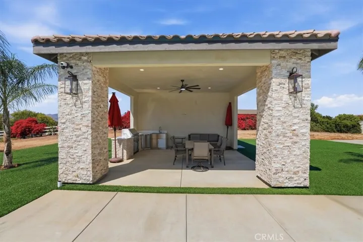 Cabana, Outdoor Kitchen BBQ Area