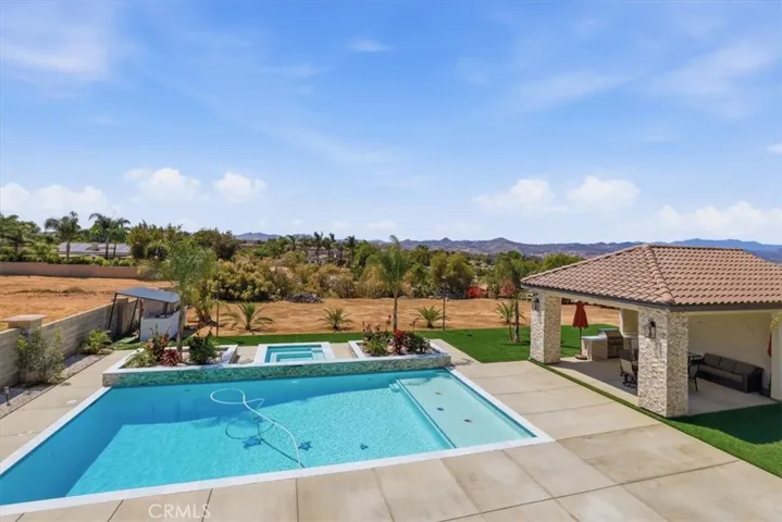 Pool, Spa & Cabana