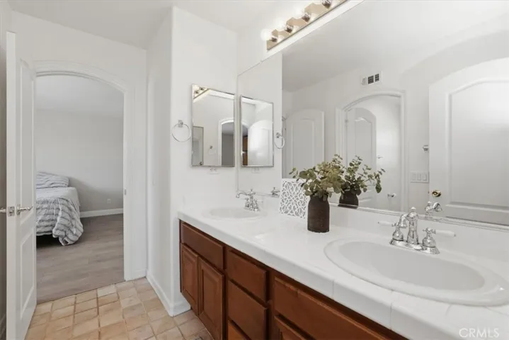 Bathroom​​‌​​​​‌​​‌‌​​‌​​​‌‌​​​‌​​‌‌​​‌‌​​‌‌​​​​ #3