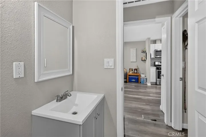 1565 E Santa Fe, Merced, California 95340