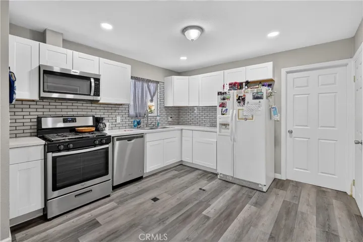 1565 E Santa Fe, Merced, California 95340