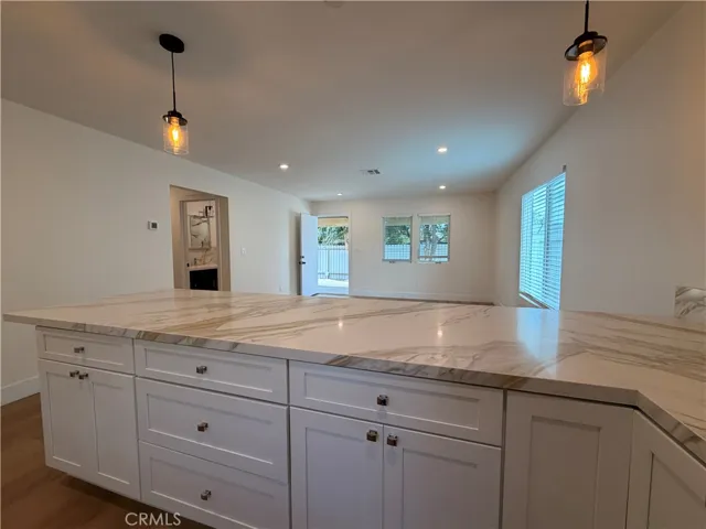 3436 Pontiac B, Jurupa Valley, California 92509