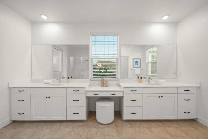 24228 Nora Circle, Hayward, California 94545