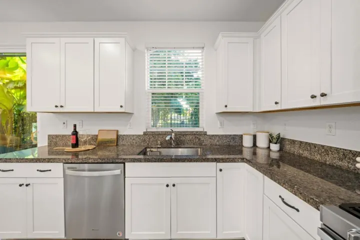 24228 Nora Circle, Hayward, California 94545