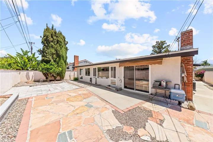 1301 W Roberta, Fullerton, California 92833
