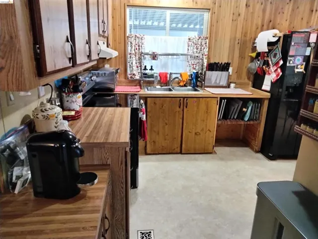 216 Orangevale, Pittsburg, California 94565-4151
