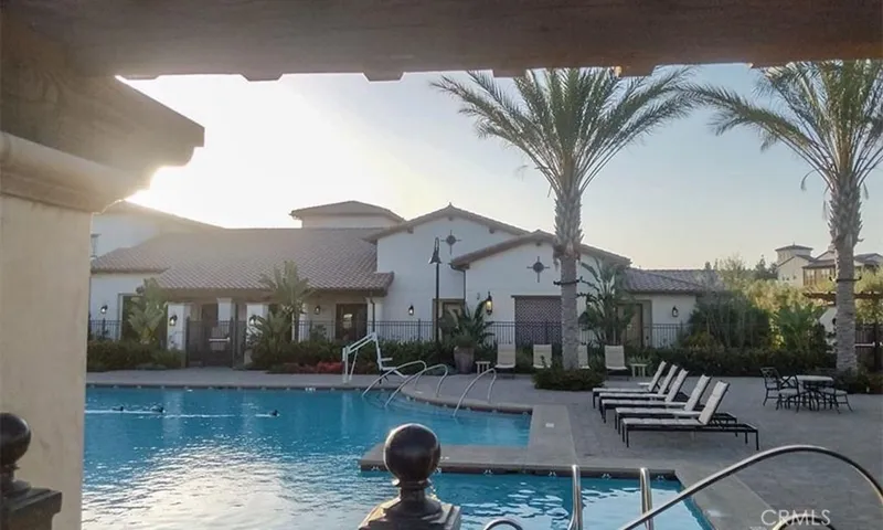 Community pool