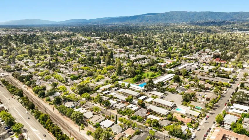 3920 Park Boulevard, Palo Alto, California 94306