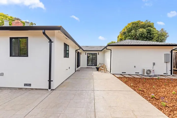 3920 Park Boulevard, Palo Alto, California 94306