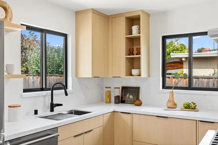 3920 Park Boulevard, Palo Alto, California 94306