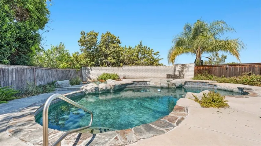 12862 Daisy Ct, Yucaipa, California 92399