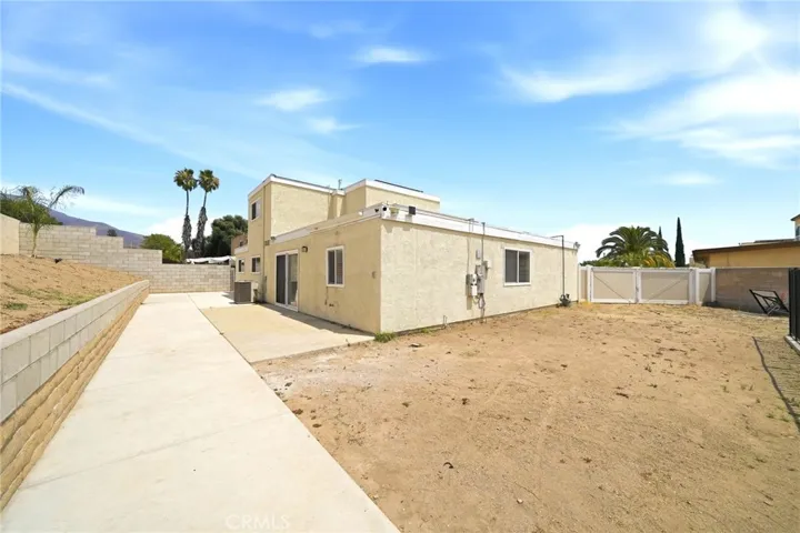 2930 Pinon Court, Highland, California 92346