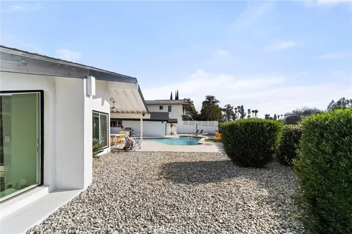 8601 Links Road, Buena Park, California 90621