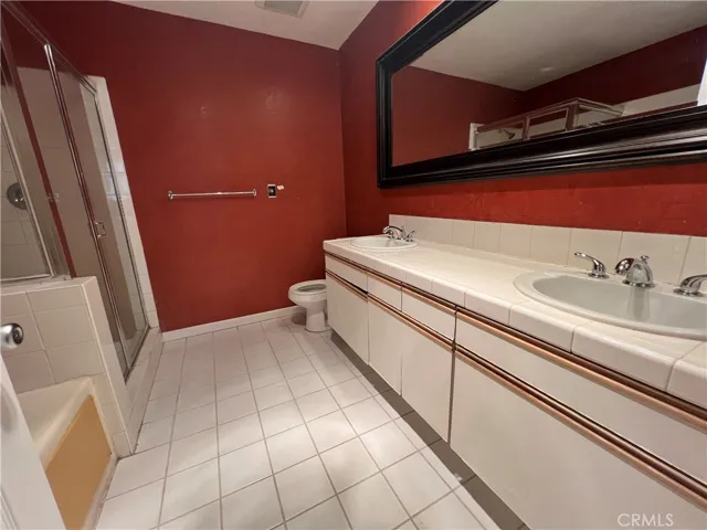 1240 S Corning, Los Angeles, California 90035
