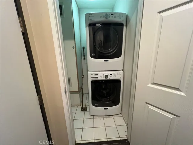 1240 S Corning, Los Angeles, California 90035