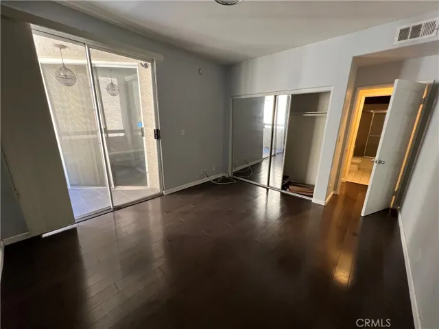 1240 S Corning, Los Angeles, California 90035