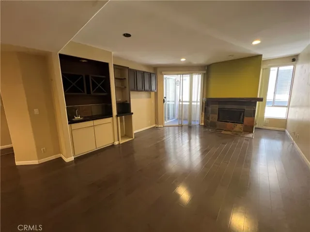 1240 S Corning, Los Angeles, California 90035
