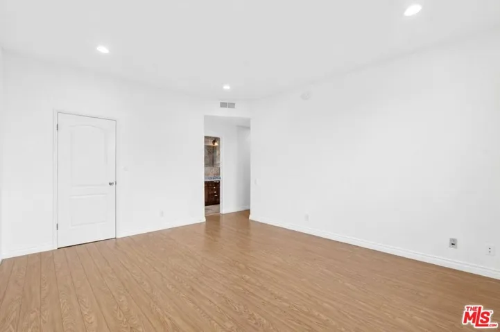2175 S Beverly Glen Boulevard 406, Los Angeles, California 90025
