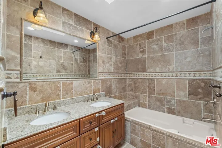 2175 S Beverly Glen Boulevard 406, Los Angeles, California 90025