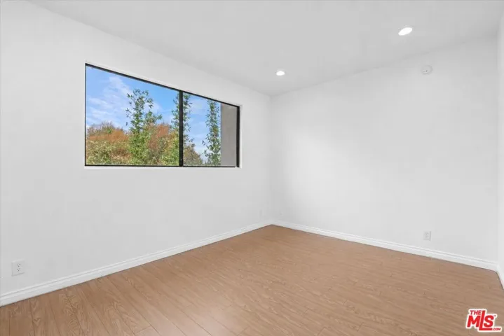 2175 S Beverly Glen Boulevard 406, Los Angeles, California 90025