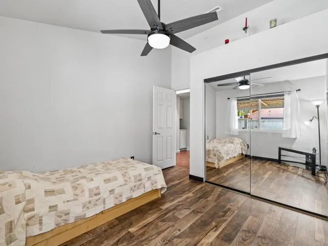 1484 Corte La Mantua, Escondido, California 92026
