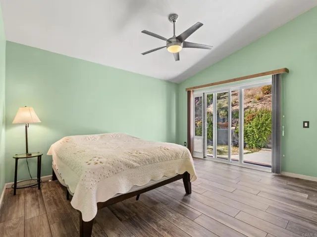 1484 Corte La Mantua, Escondido, California 92026