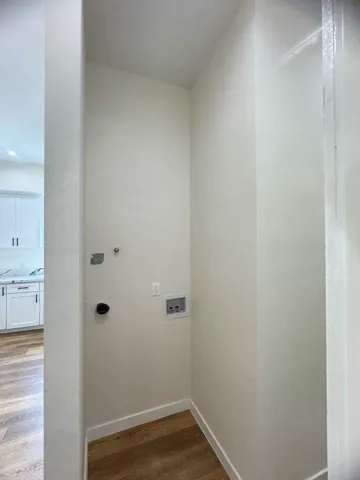 2nd unit laundry