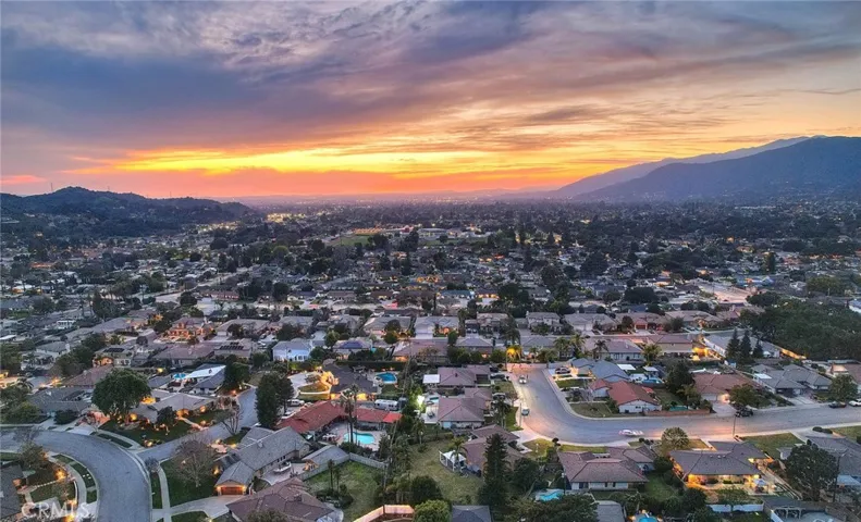 156 S Country Club Rd, Glendora, California 91741