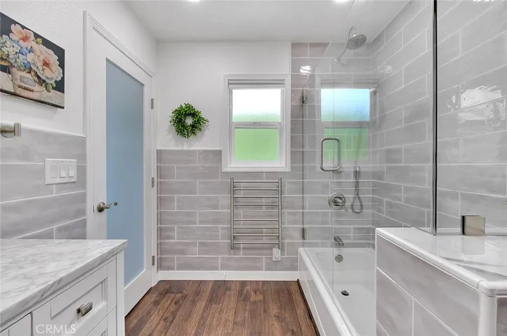 156 S Country Club Rd, Glendora, California 91741