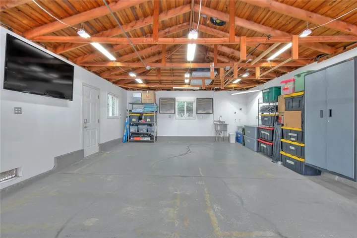 156 S Country Club Rd, Glendora, California 91741
