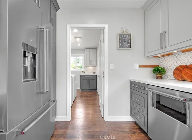 156 S Country Club Rd, Glendora, California 91741