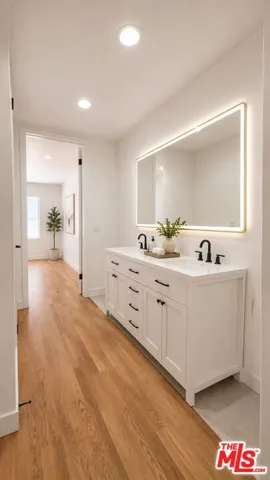 1401 Valley View Road 115, Glendale, California 91202