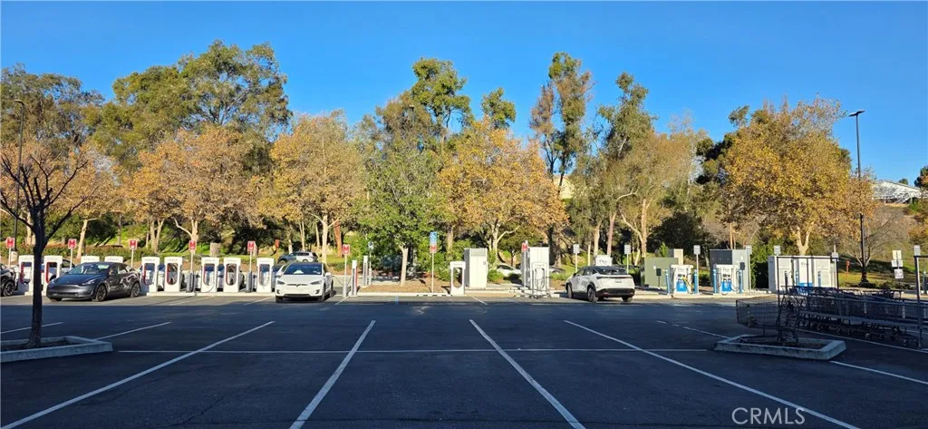 Winco electric car chargers nearby