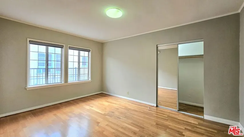 1022 S Norton Avenue B, Los Angeles, California 90019